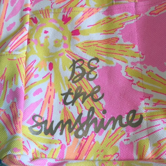 NWOT Lilly Pulitzer Be the Sunshine Extra Large Beach Bag - Picture 10 of 14